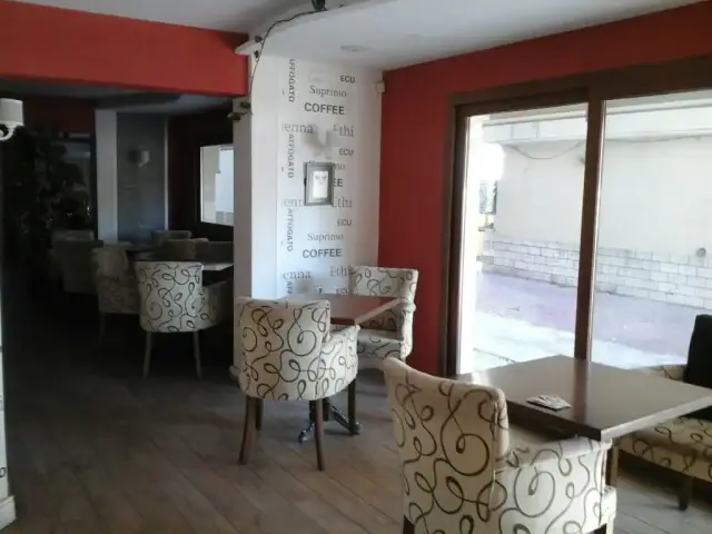 Cafe Piacera