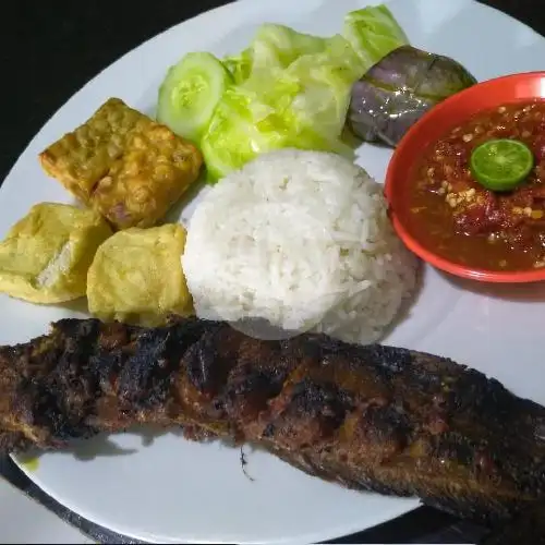 Gambar Makanan Nasi Tempong Bu Bella, Pemogan 19