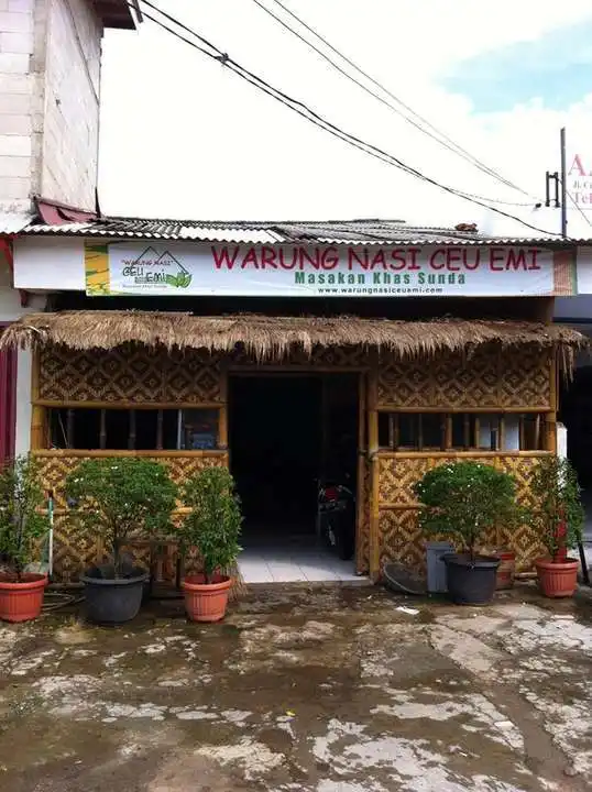 Warung Nasi Ceu Emi