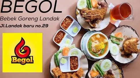 Bebek Goreng Landak ‘BEGOL’