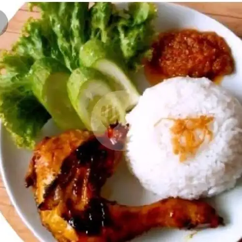 Gambar Makanan Ayam Kremes & Sayur Asem Bintaro 5