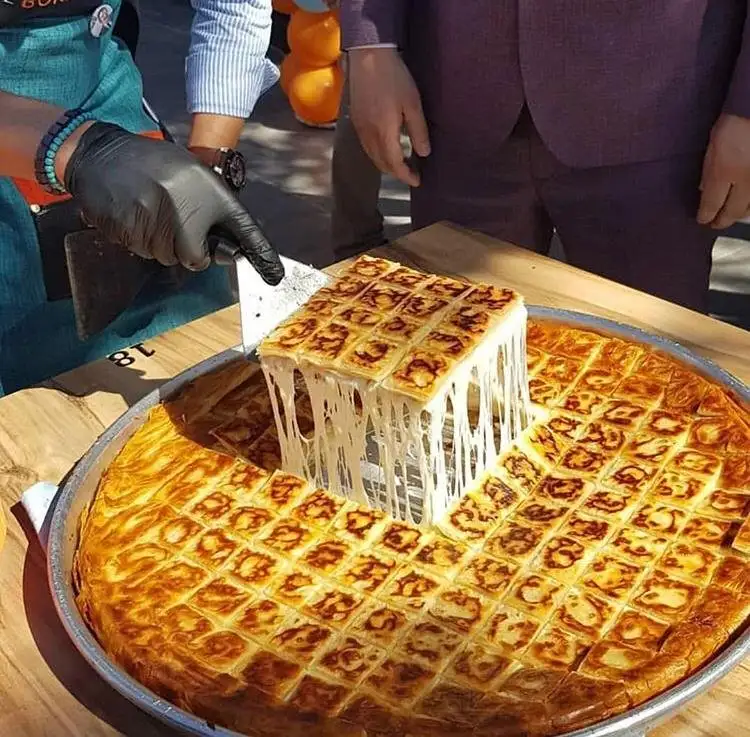 İzol Baklava Börek