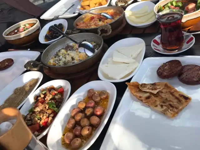 Ramazan Bingöl Köfte & Steak'nin yemek ve ambiyans fotoğrafları 18