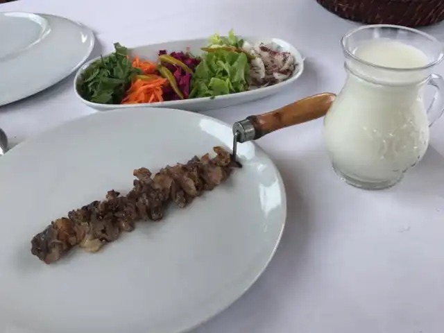 Kayışdağı Et Evi Erzurum Cag Kebabı Restaurant'nin yemek ve ambiyans fotoğrafları 16
