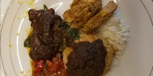Rumah Makan Ampera Ranah Minang Masakan Padang, Urip sumoharjo