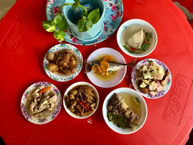 Siao Canteen - Mastersons Avenue Food Photo 1