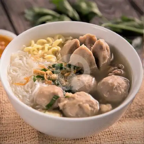 Gambar Makanan Bakso dan Mie Ayam Giri 1