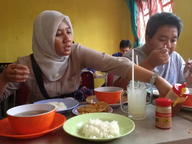 Gambar Makanan Warung Makan Sop Iga Sapi Bambu Kuning 14