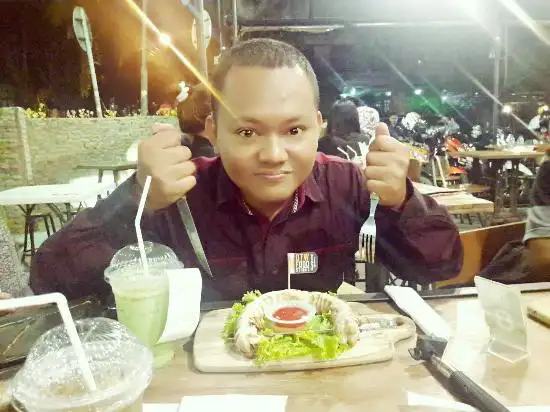 Gambar Makanan OtW Food Street Gading 4