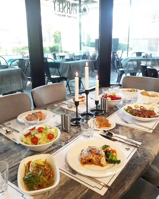 Parsley Restaurant'nin yemek ve ambiyans fotoğrafları 11