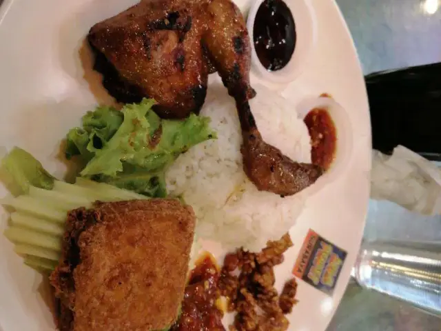 Ayam Penyet Surabaya Food Photo 7