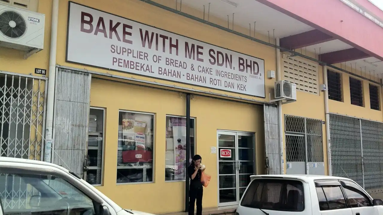 Bake With Me Sdn Bhd
