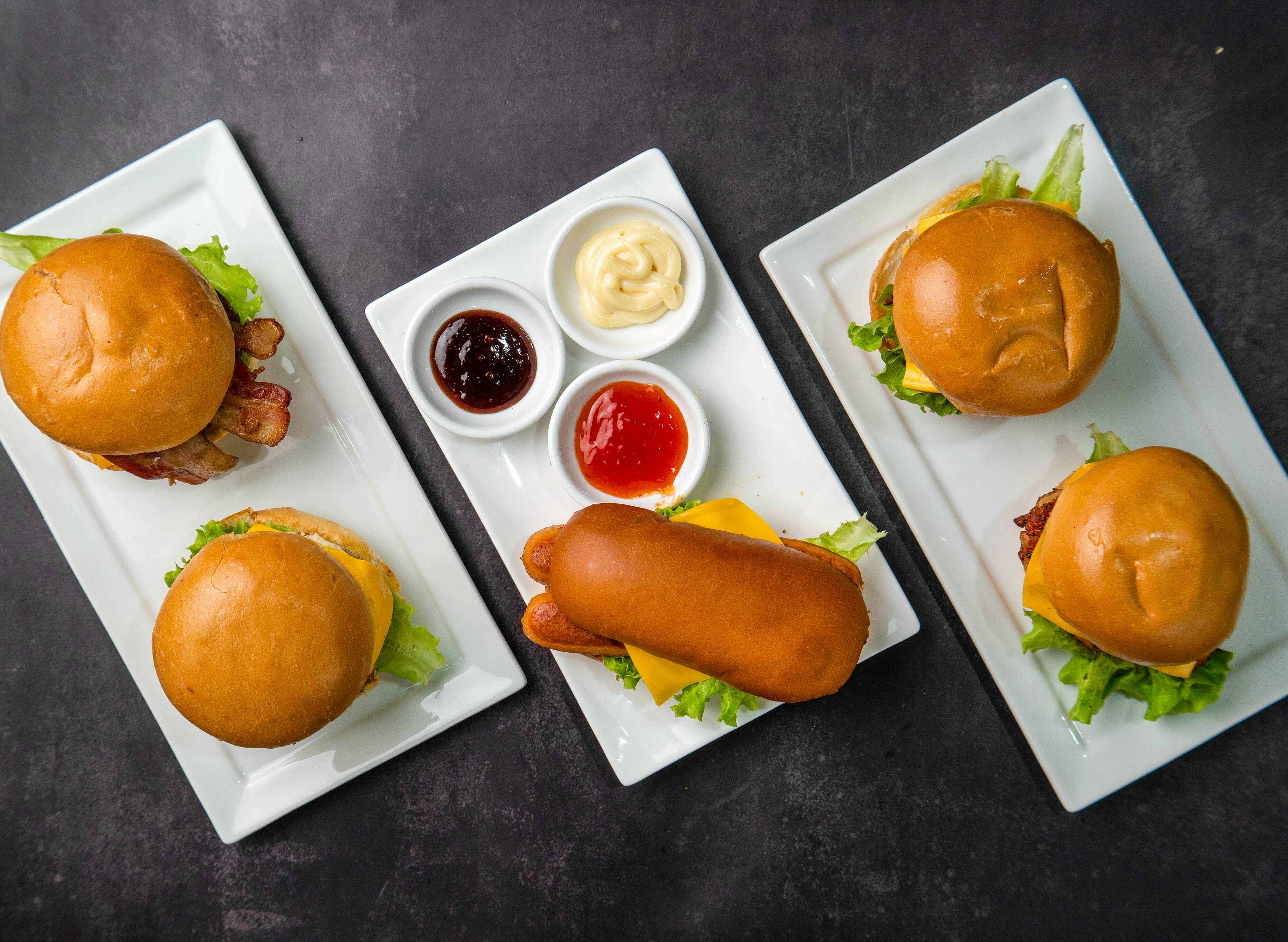 Burger Times Premier Food Republic 9th Mile, Burgers, Kuching