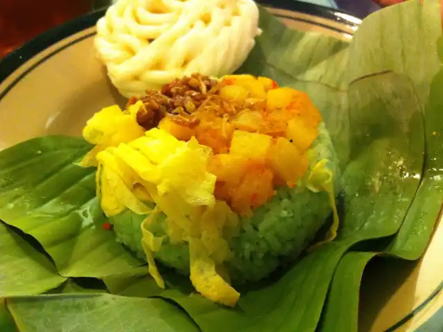 Gambar Makanan Aneka Kue Jajan Pasar Sari Sari 5