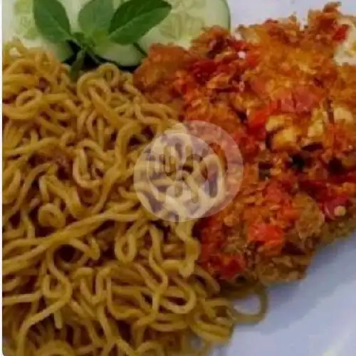 Gambar Makanan Ayam Suka-Suka Ratu Bilqis, Taman Mini 10