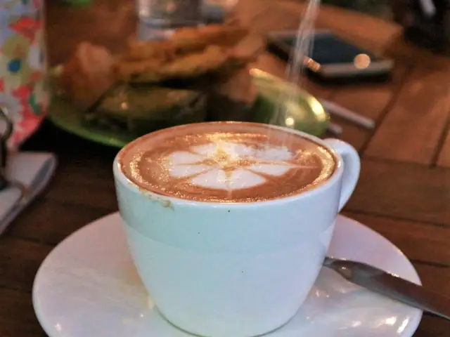 Gambar Makanan Beverage & Coffee Shop 1