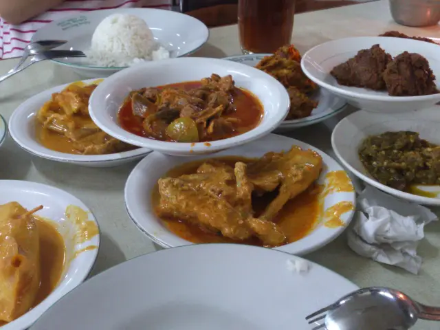 Gambar Makanan Rumah Makan Padang Raya II 3