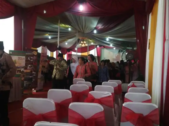 Gambar Makanan Grafika Hotel & Restaurant 7