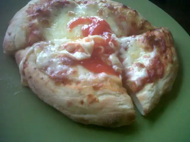 Gambar Makanan Gian Pizza 7