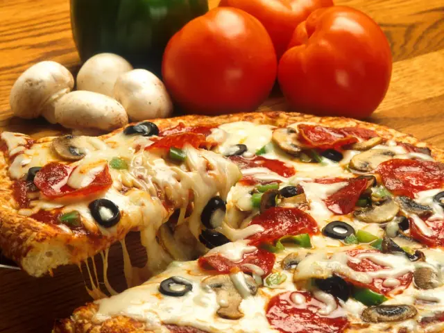 Defne Pizza'nin yemek ve ambiyans fotoğrafları 1
