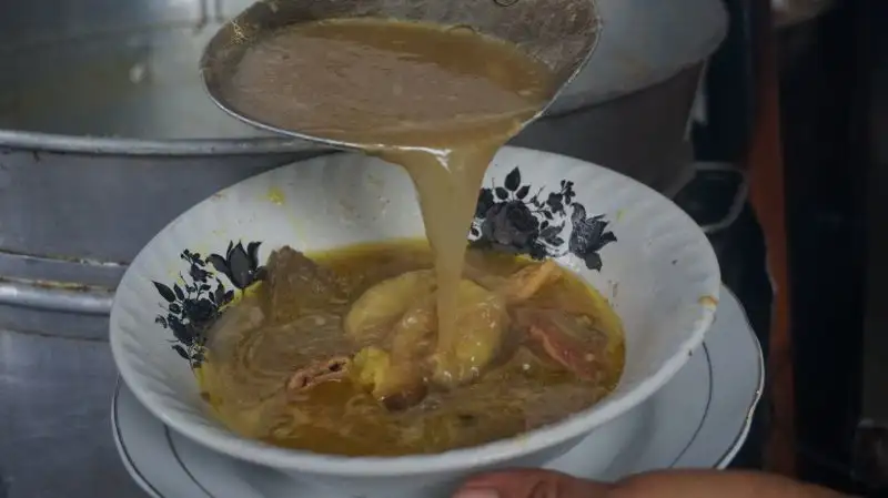 Gambar Makanan Soto Tapak Siring 2