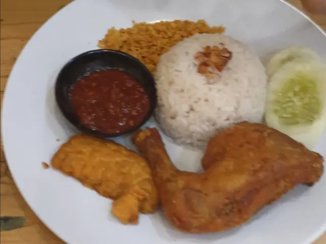 Gambar Makanan Ayam Gedebuk 1