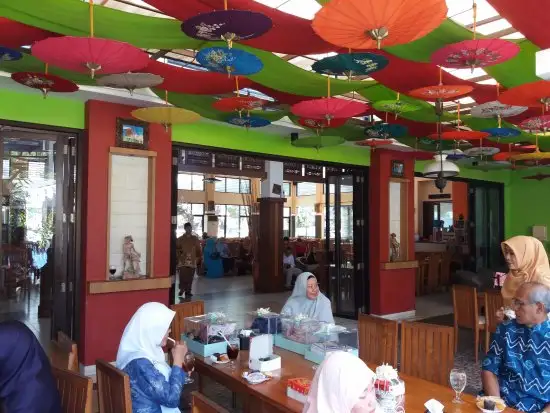 Pondok Kuring Restaurant