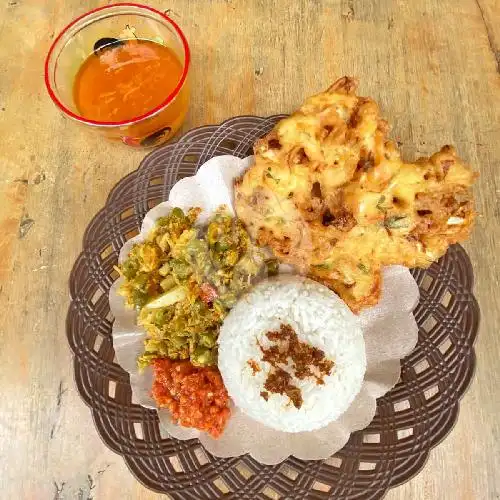 Gambar Makanan Ayam Lilit Pemogan , Nasi Campur Bali, Jl Pemuda Baru 1 No 33 14