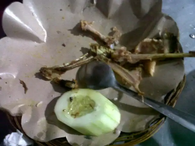 Gambar Makanan Bebek Goreng dan Ayam Goreng Depan Timbul Jaya 2