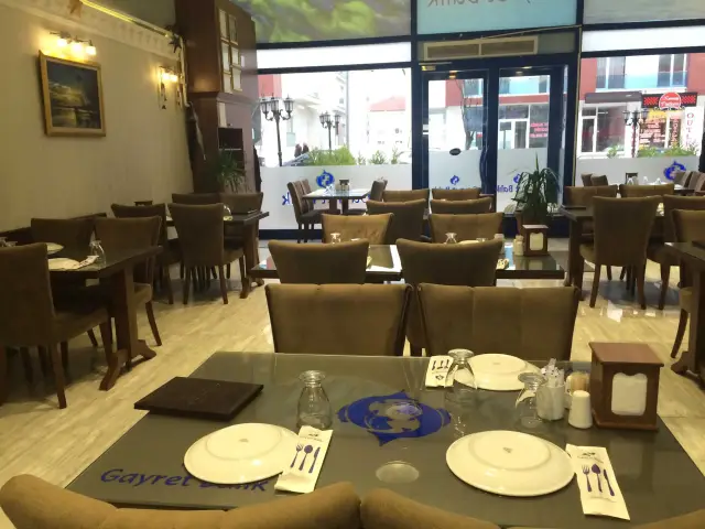 Gayret Balık Restaurant'nin yemek ve ambiyans fotoğrafları 2