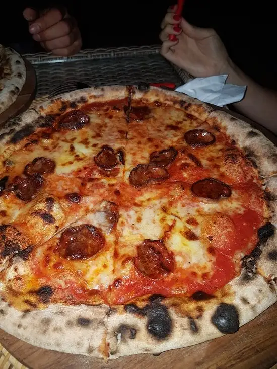 Gambar Makanan Mama Pizza 9