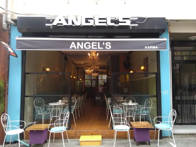 Angel's & Karma Cafe'nin yemek ve ambiyans fotoğrafları 3