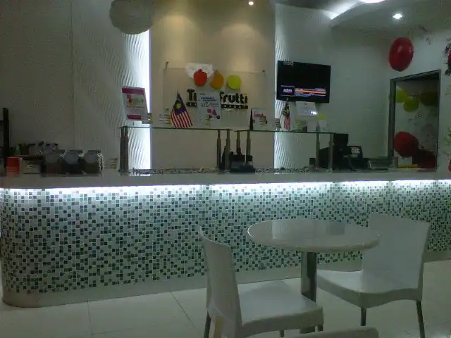 Tutti Frutti Food Photo 7