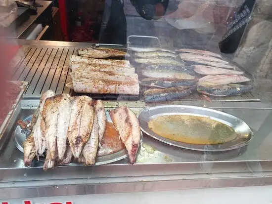 Balık Dürüm Murat Usta'nin yemek ve ambiyans fotoğrafları 14