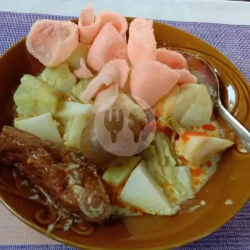 Gambar Makanan Ketupat Sayur Mang Ado 1