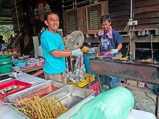 Amir Satay & Western Food