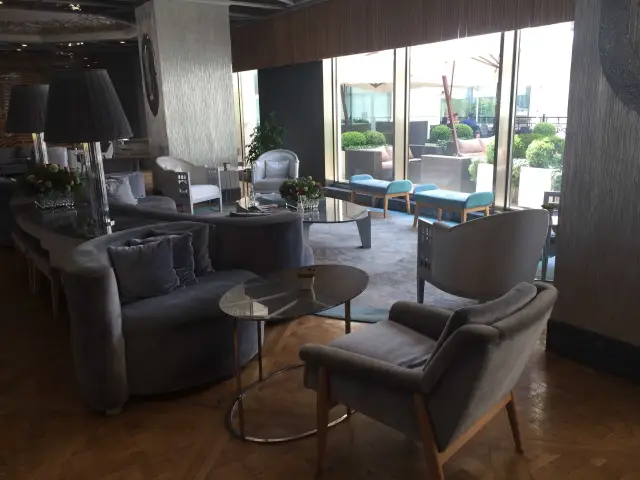 The Lobby Lounge - Wyndham Grand İstanbul Kalamış Marina Hotel'nin yemek ve ambiyans fotoğrafları 2