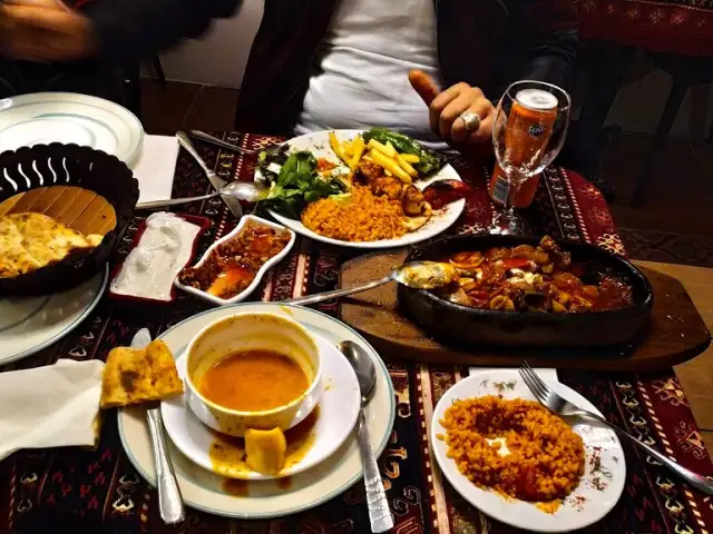 Istanbul Kebab Cafe & Restaurant'nin yemek ve ambiyans fotoğrafları 64