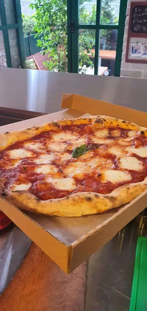 Pizzeria 450 °C'nin yemek ve ambiyans fotoğrafları 21