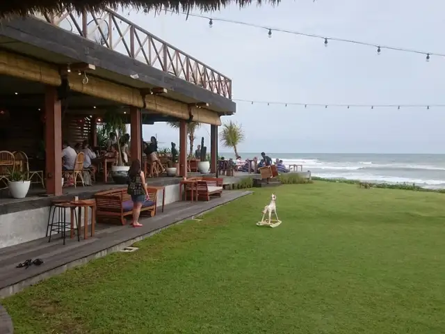 Gambar Makanan The Lawn Canggu 9